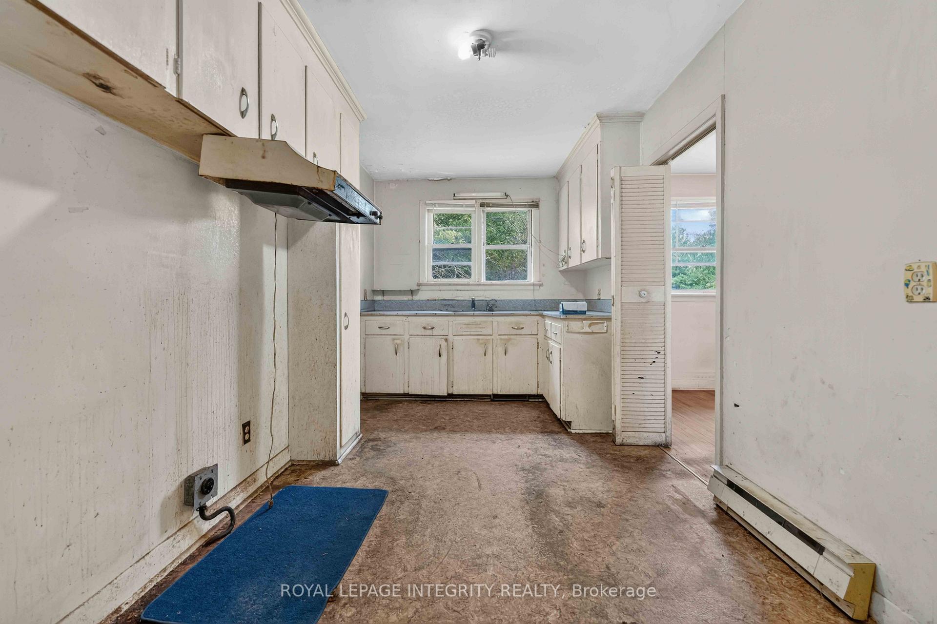 Photo 10 of 1274 Woodroffe Avenue, Ottawa, Kenson Park — HOMEH