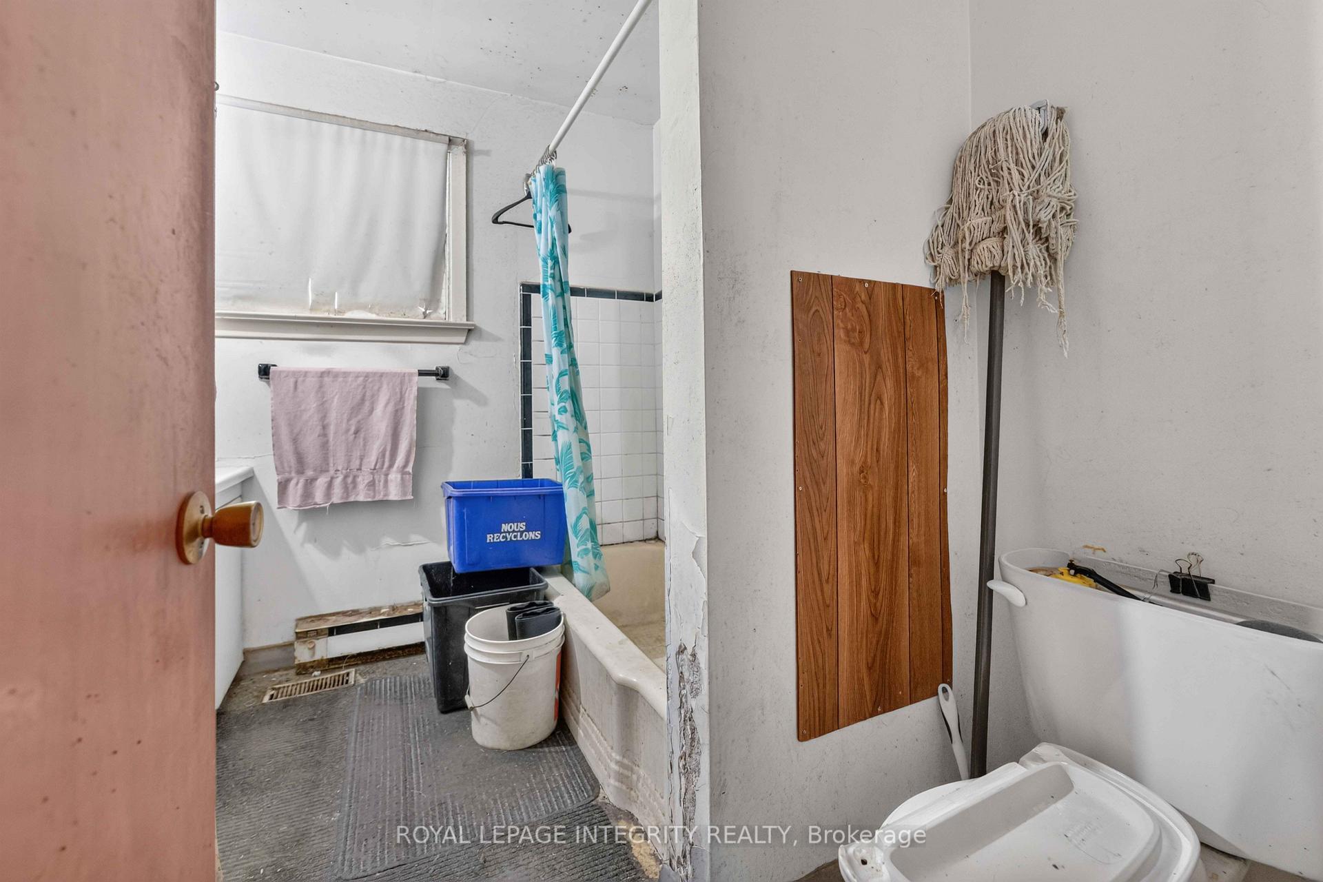 Photo 11 of 1274 Woodroffe Avenue, Ottawa, Kenson Park — HOMEH