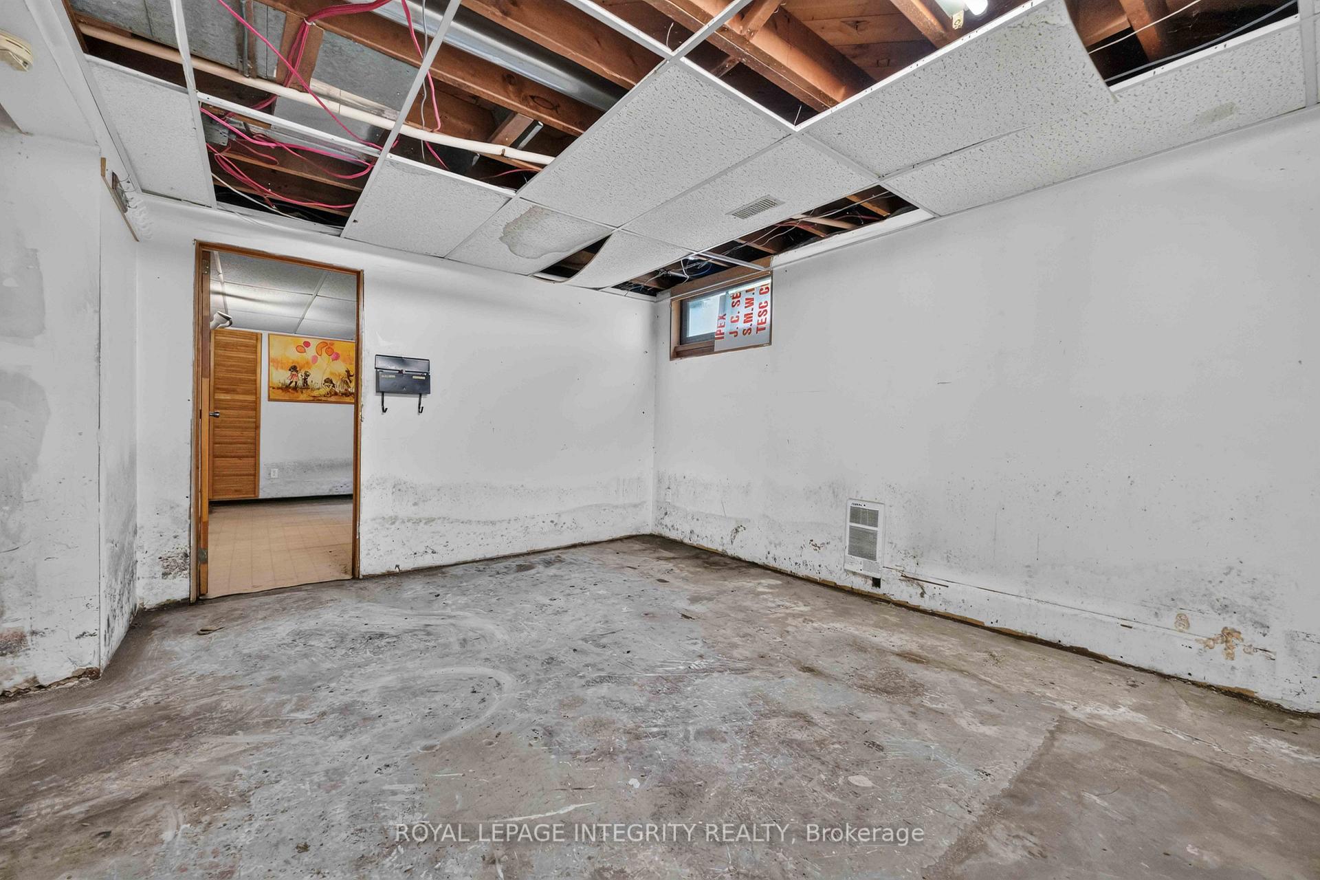 Photo 25 of 1274 Woodroffe Avenue, Ottawa, Kenson Park — HOMEH