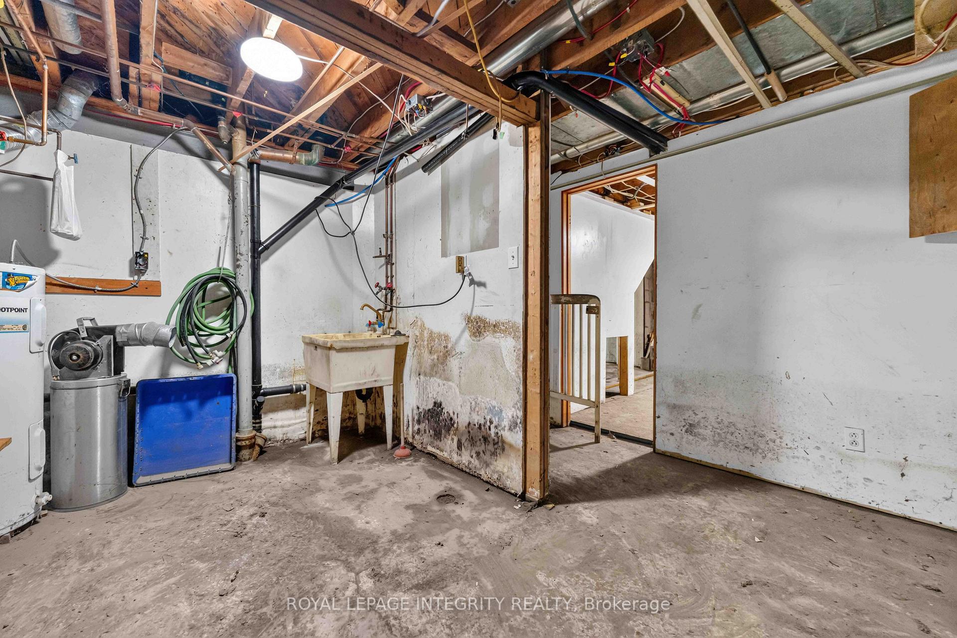 Photo 33 of 1274 Woodroffe Avenue, Ottawa, Kenson Park — HOMEH