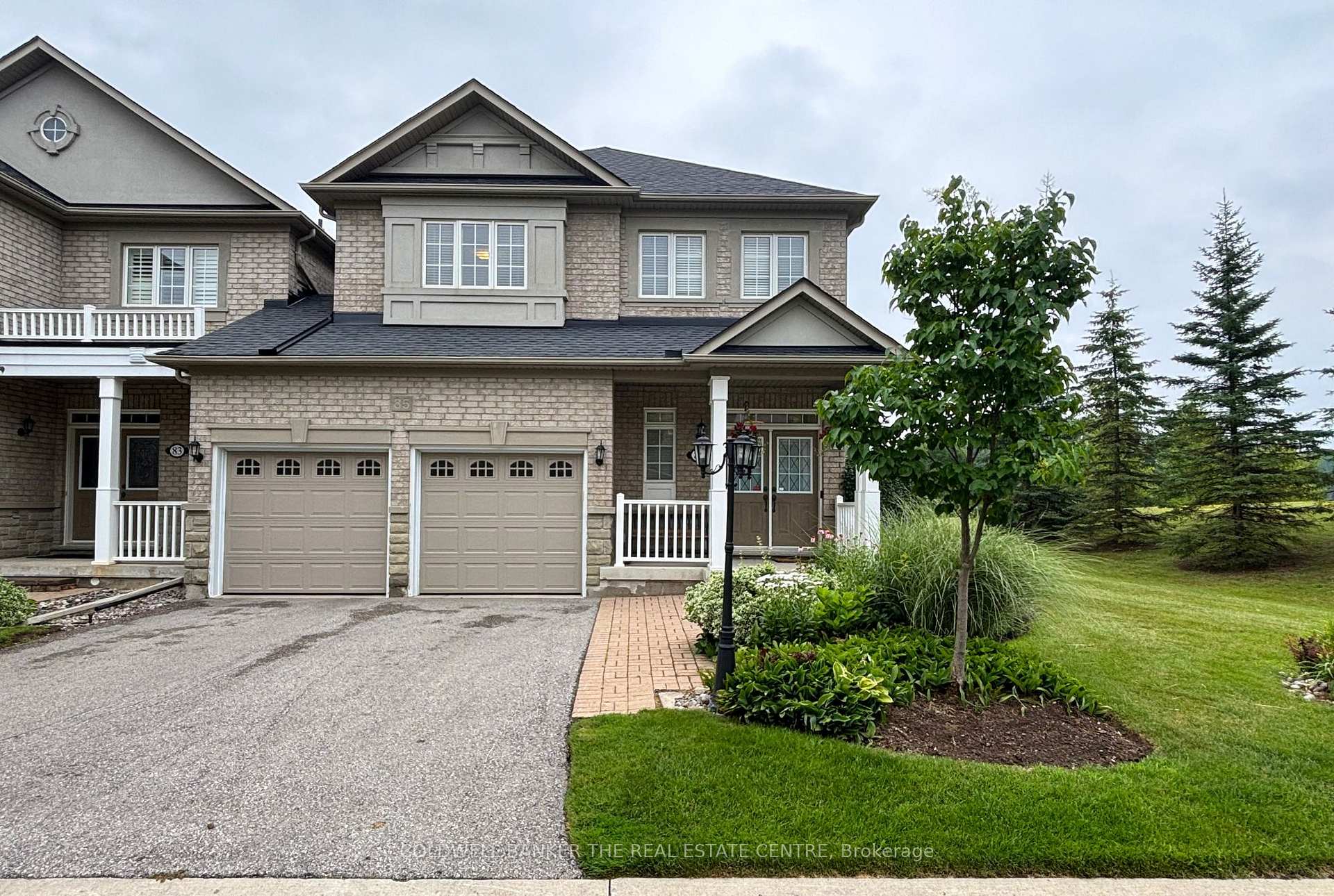 Photo 1 of Unit 64, 85 Stonecliffe Crescent, Aurora, Aurora Estates — HOMEH