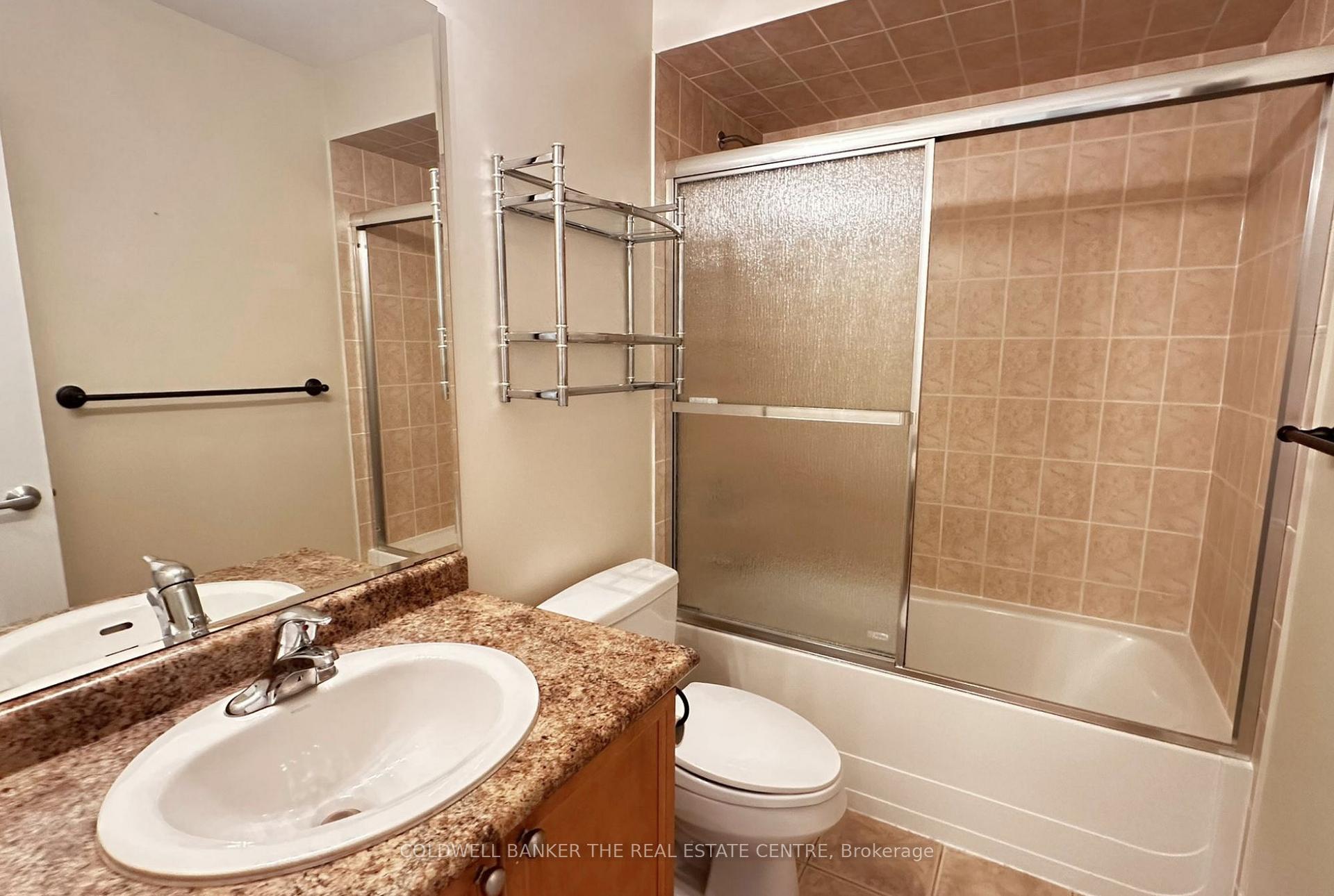 Photo 24 of Unit 64, 85 Stonecliffe Crescent, Aurora, Aurora Estates — HOMEH