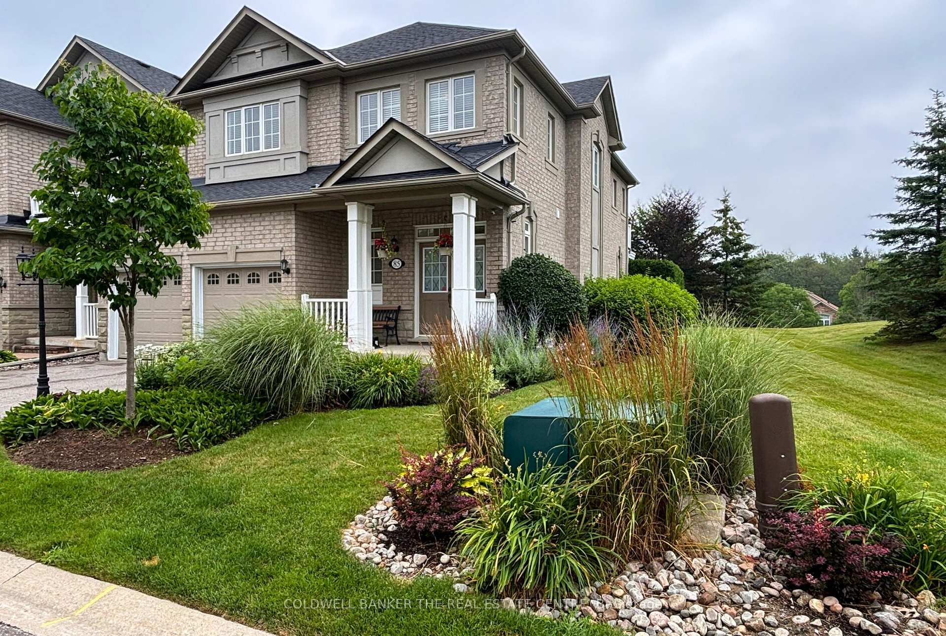 Photo 31 of Unit 64, 85 Stonecliffe Crescent, Aurora, Aurora Estates — HOMEH