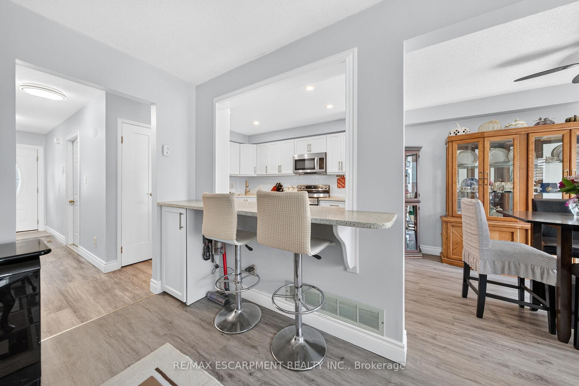 Photo 7 of Unit 27, 860 Rymal Road E, Hamilton, Allison — HOMEH