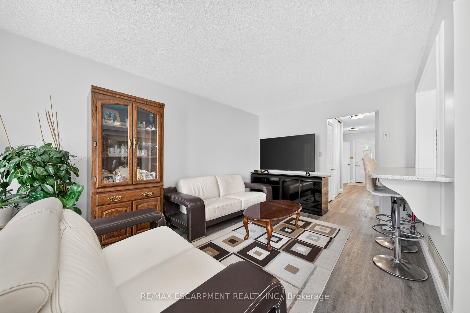 Photo 10 of Unit 27, 860 Rymal Road E, Hamilton, Allison — HOMEH