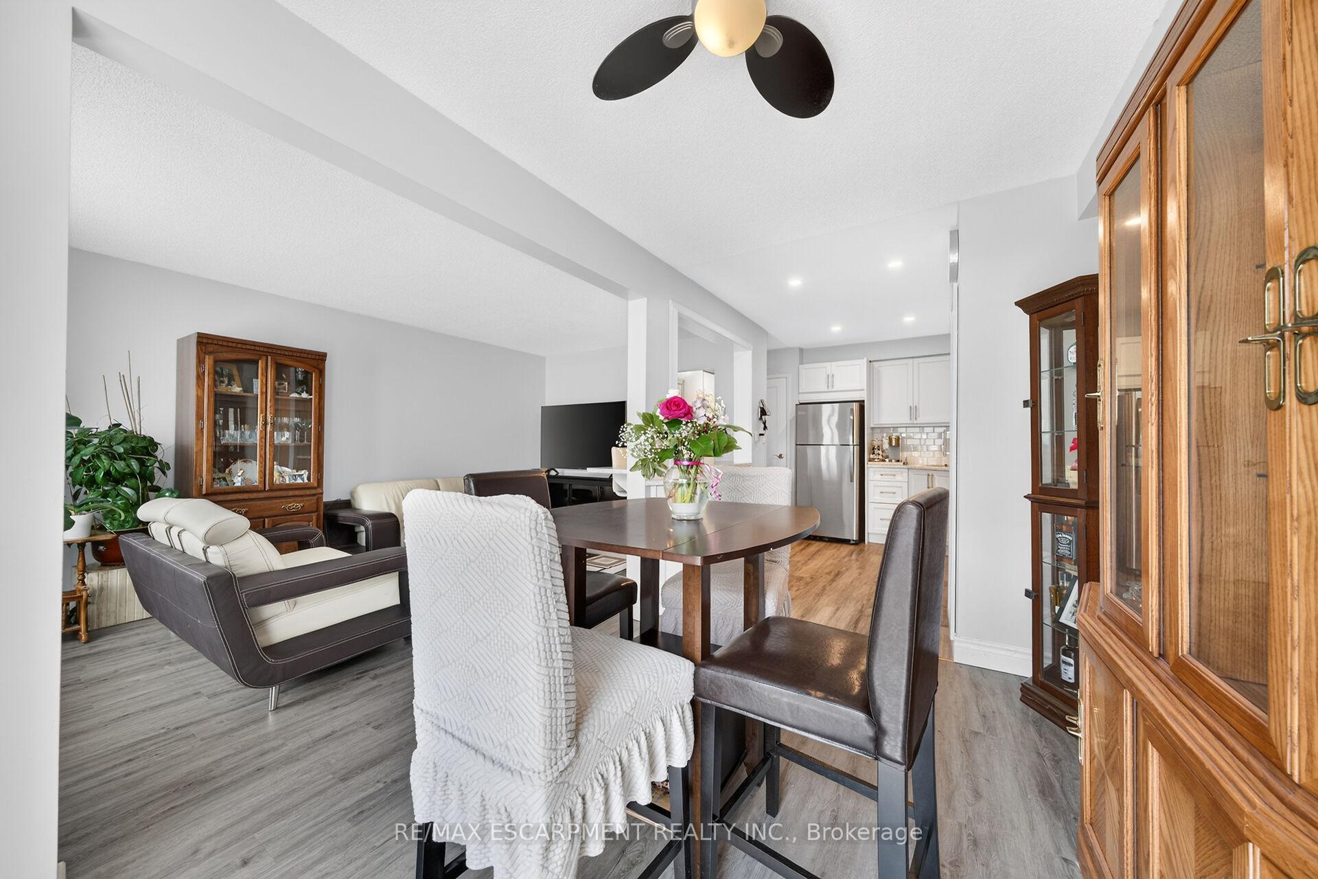 Photo 13 of Unit 27, 860 Rymal Road E, Hamilton, Allison — HOMEH