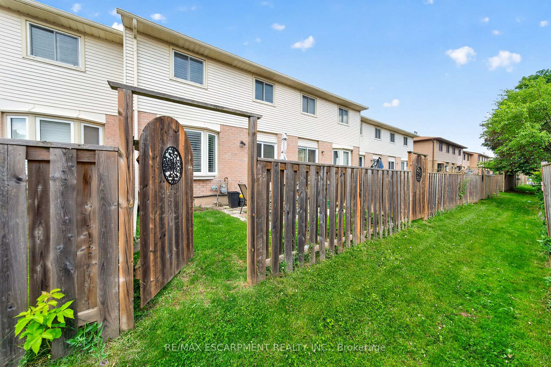 Photo 32 of Unit 27, 860 Rymal Road E, Hamilton, Allison — HOMEH