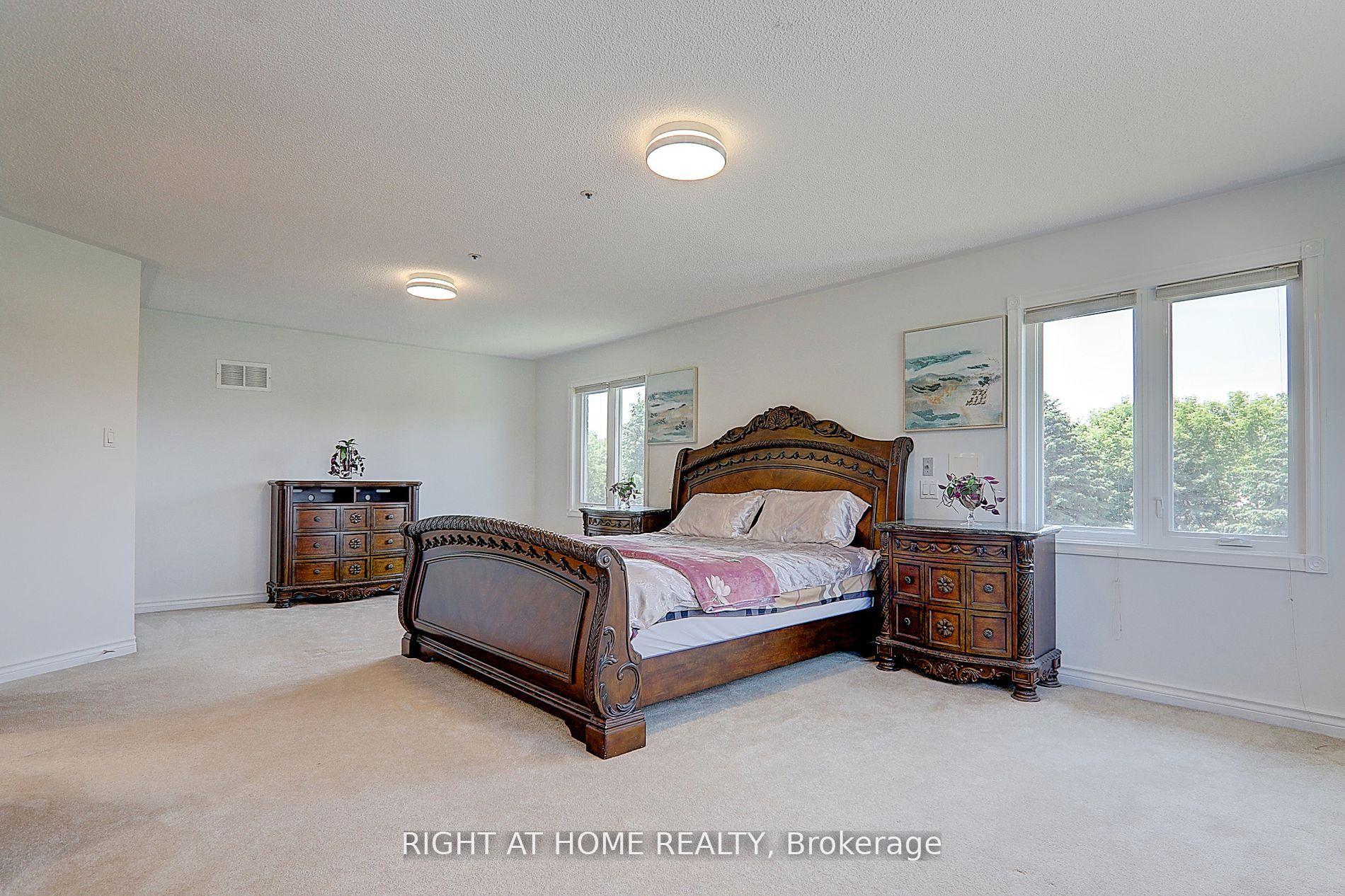 Photo 13 of 1008 Mount Albert Road, East Gwillimbury, Rural East Gwillimbury — HOMEH