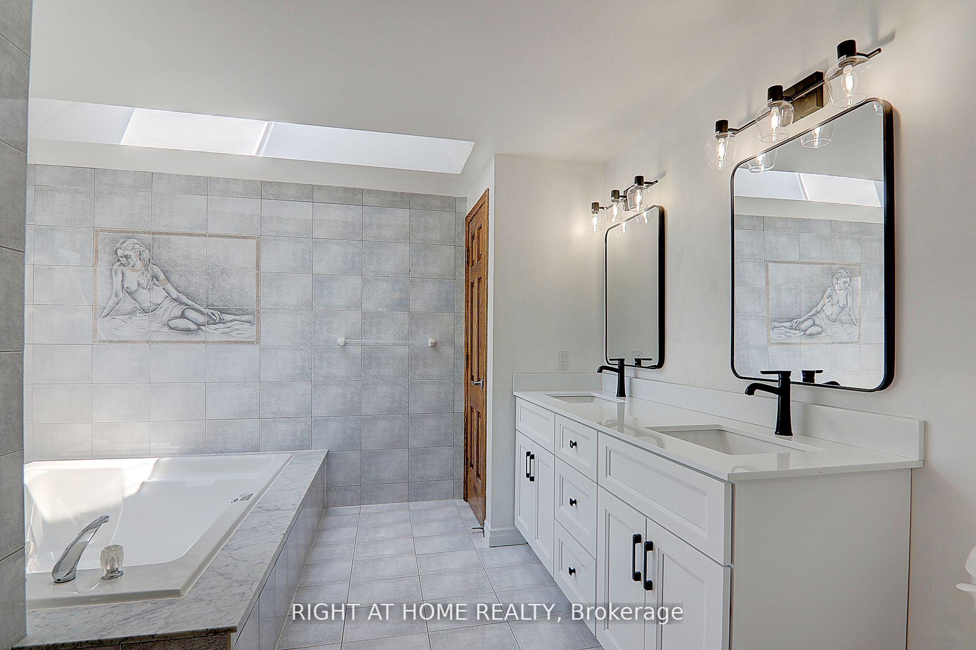 Photo 15 of 1008 Mount Albert Road, East Gwillimbury, Rural East Gwillimbury — HOMEH