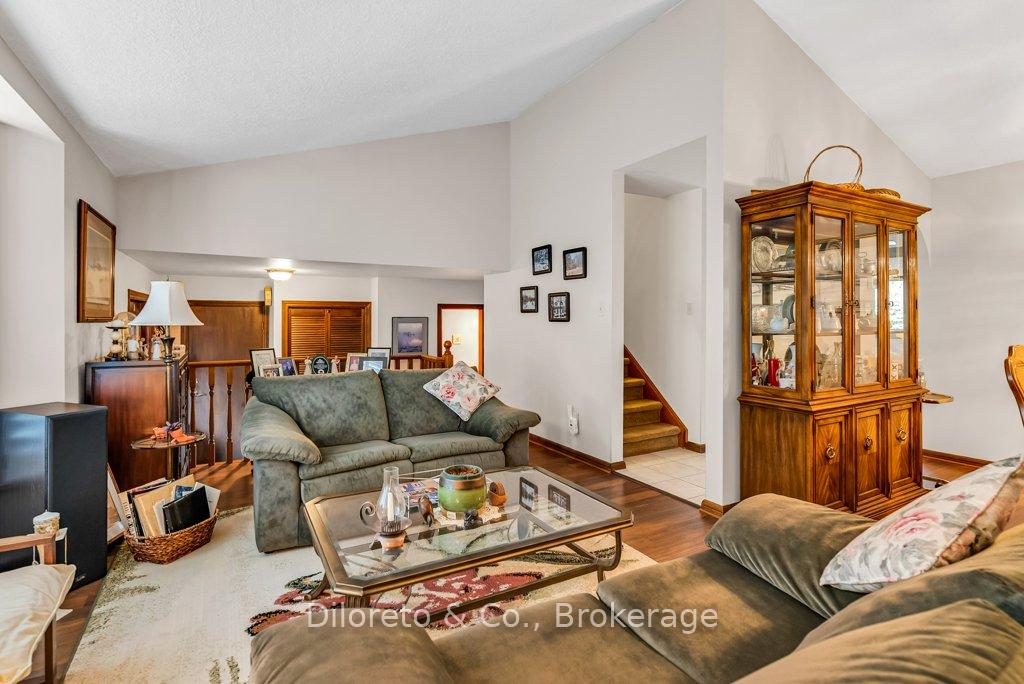 Photo 6 of 7 Wimbledon Road, Guelph, Willow West/Sugarbush/West Acres — HOMEH