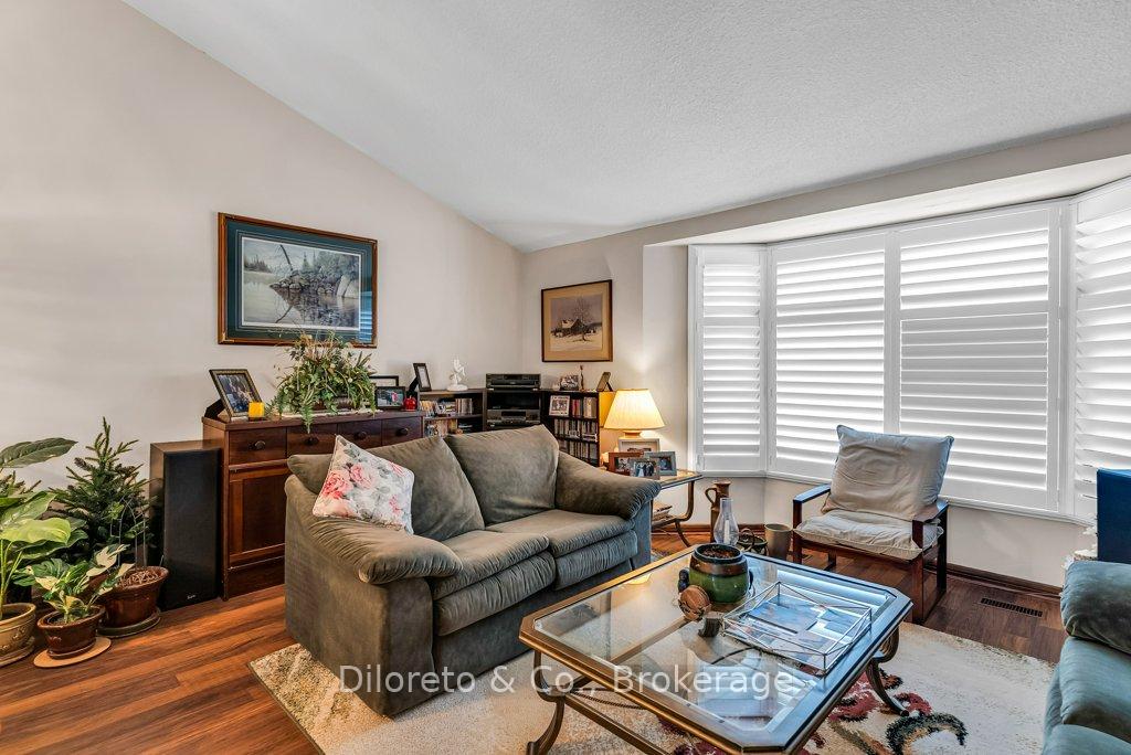 Photo 8 of 7 Wimbledon Road, Guelph, Willow West/Sugarbush/West Acres — HOMEH
