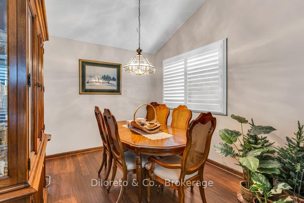 Photo 11 of 7 Wimbledon Road, Guelph, Willow West/Sugarbush/West Acres — HOMEH