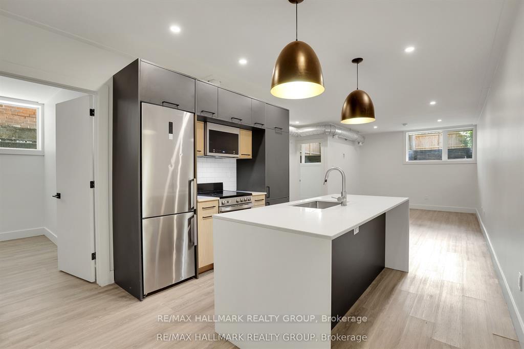 Photo 6 of Unit 7, 368 Chapel Street, Ottawa, Sandy Hill — HOMEH