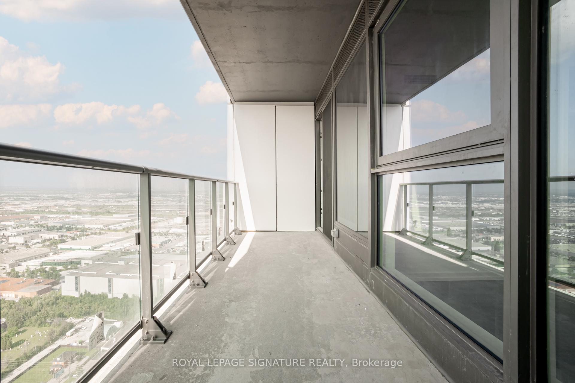 Photo 16 of Unit 4715, 1000 Portage Parkway, Vaughan, Vaughan Corporate Centre — HOMEH