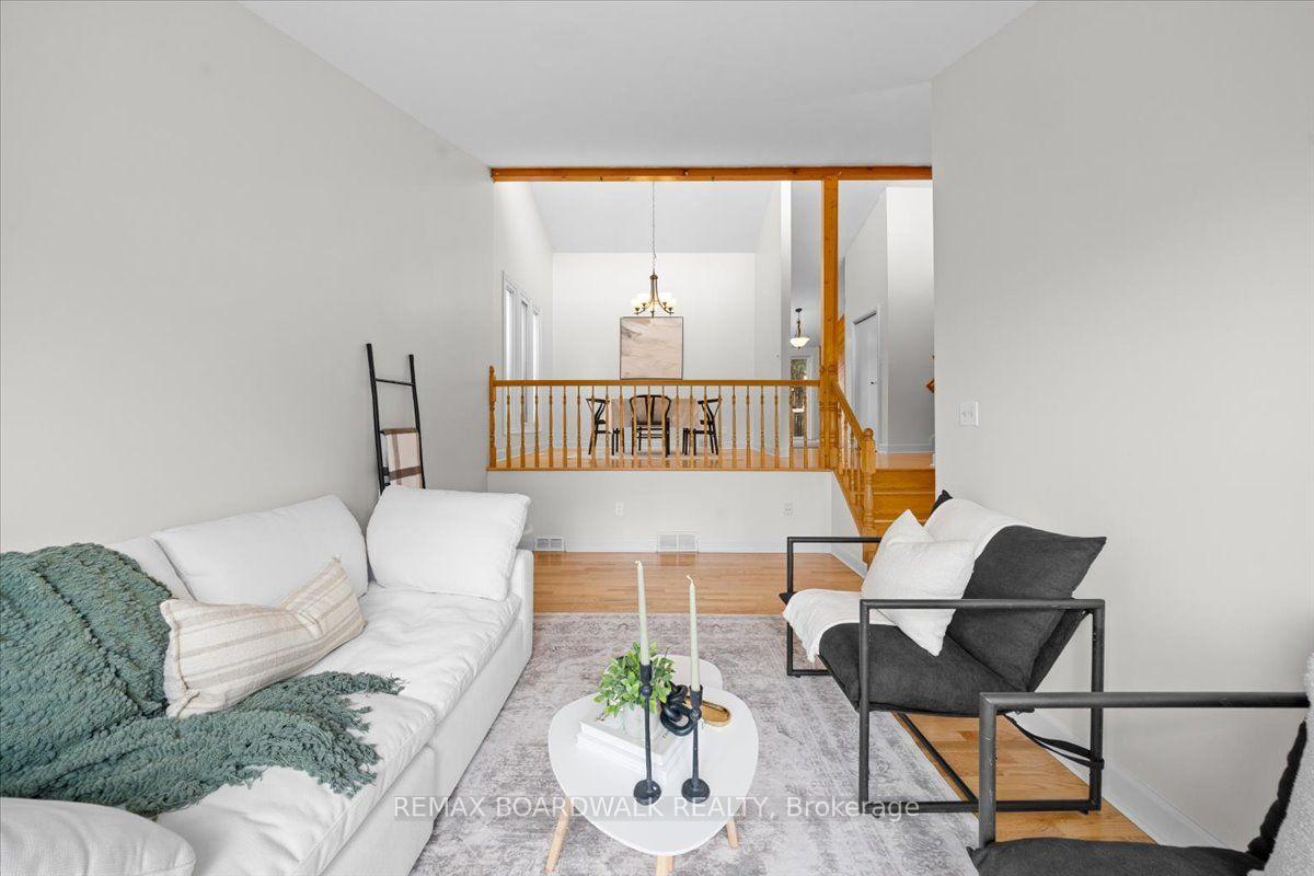 Photo 4 of 1219 Notting Hill Avenue, Ottawa, Brookfield Gardens — HOMEH