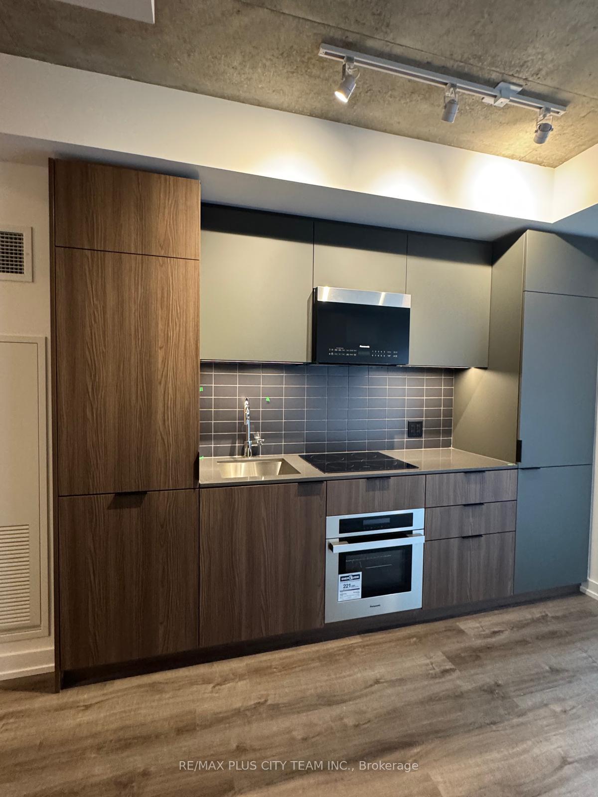 Photo 4 of Unit 926, 28 Eastern Avenue, Toronto, Moss Park — HOMEH