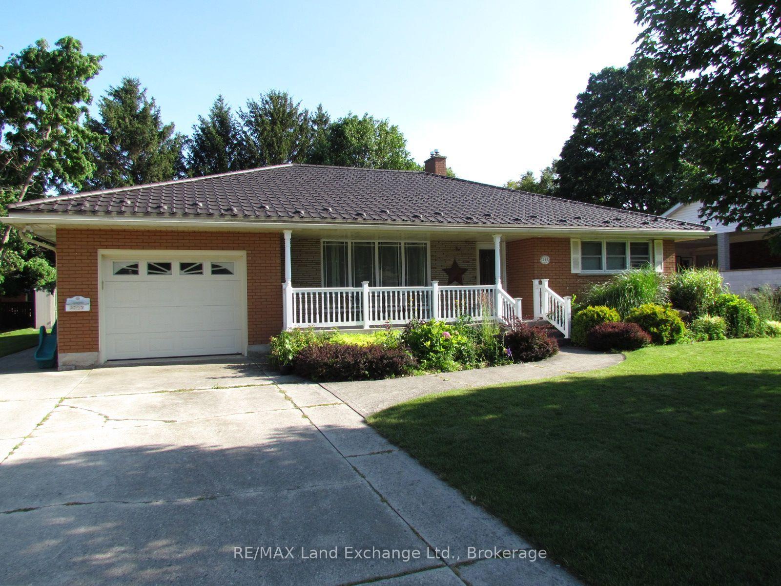 Photo 2 of 115 Brown'S Lane, Brockton — HOMEH