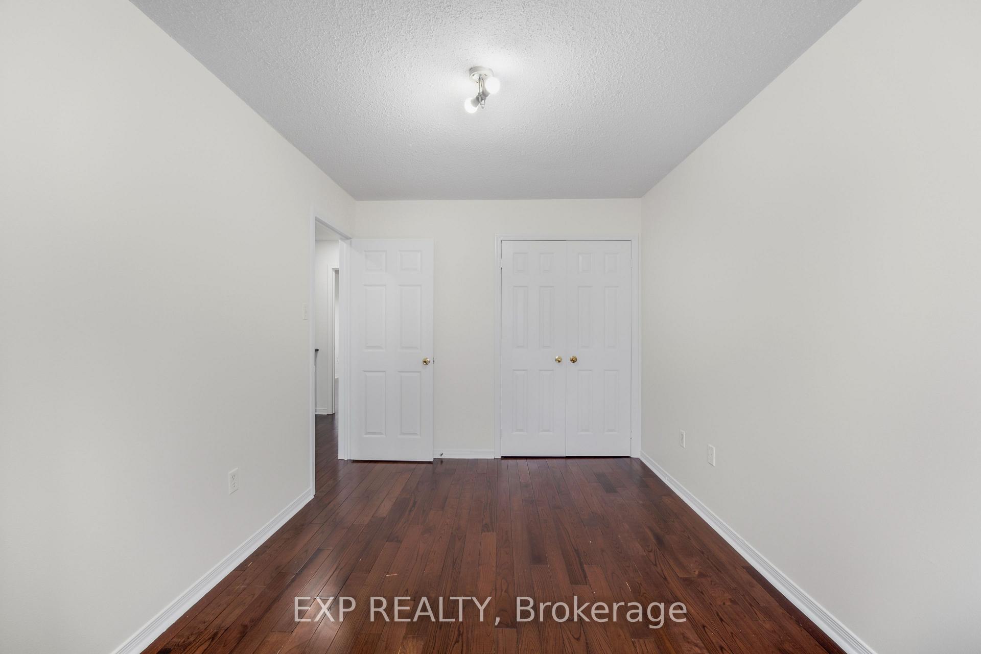 Photo 18 of 128 Olympia Crescent, Brampton, Fletcher's Meadow — HOMEH