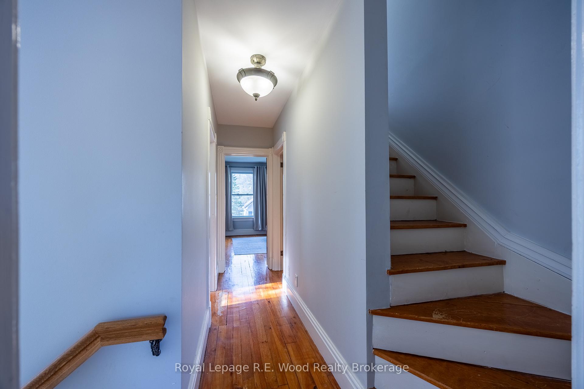 Photo 13 of 10 George Street, Tillsonburg — HOMEH