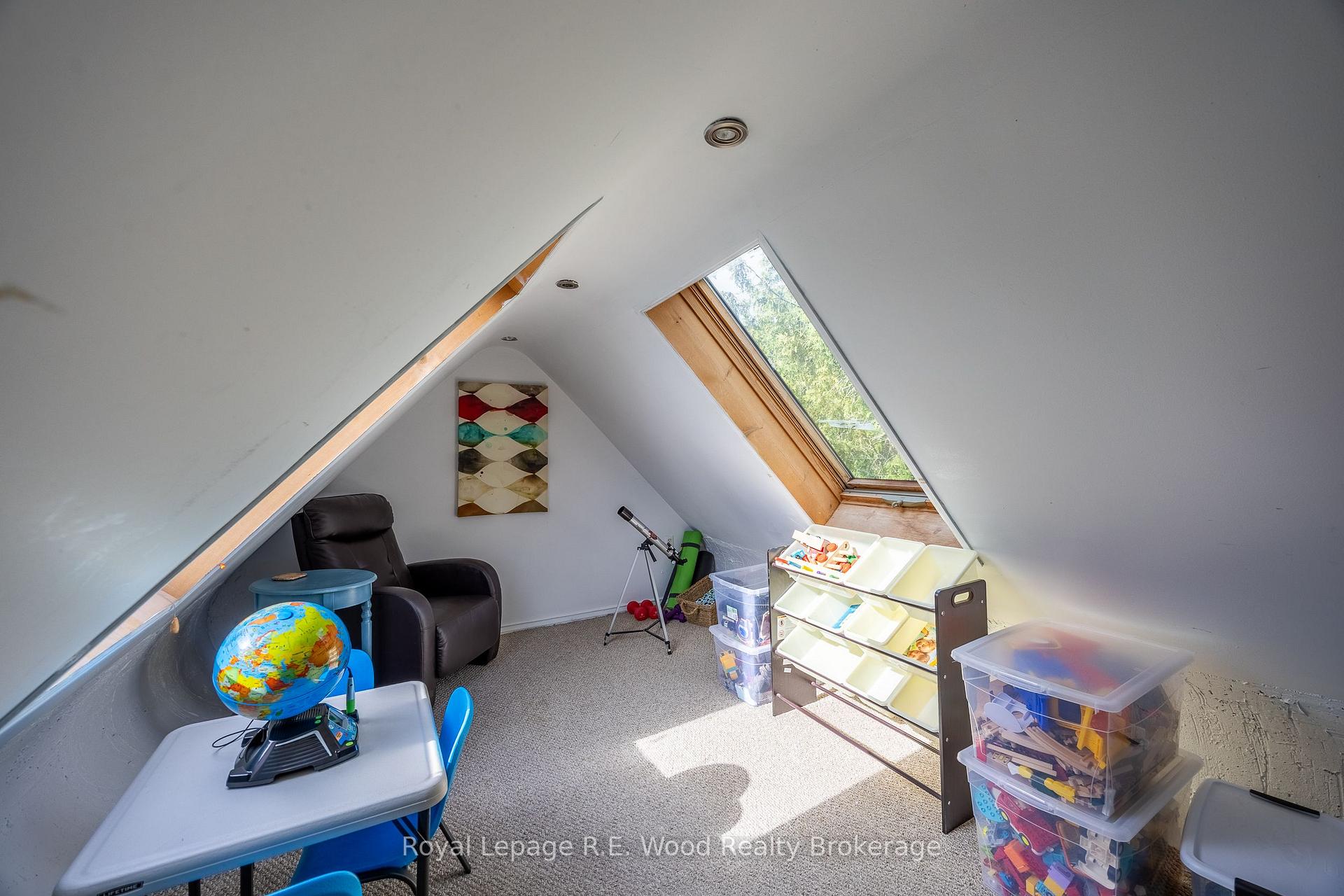 Photo 22 of 10 George Street, Tillsonburg — HOMEH