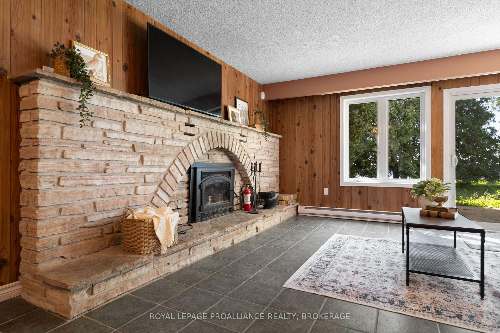 Photo 29 of 94 Nicholson Point Road, Loyalist, Lennox and Addington - South — HOMEH
