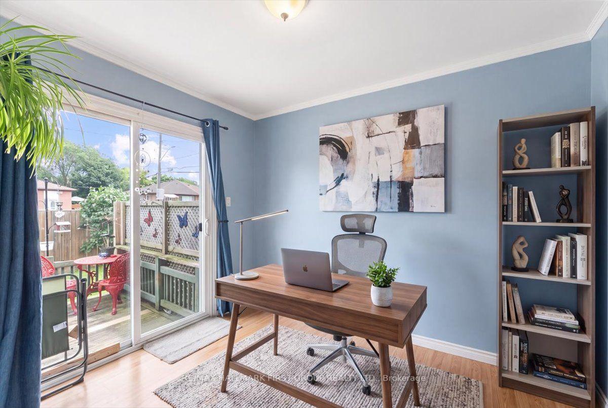 Photo 15 of 1014 Dunlop Street E, Whitby, Downtown Whitby — HOMEH