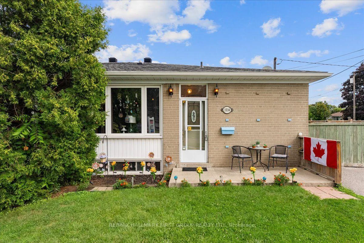 Photo 2 of 1014 Dunlop Street E, Whitby, Downtown Whitby — HOMEH