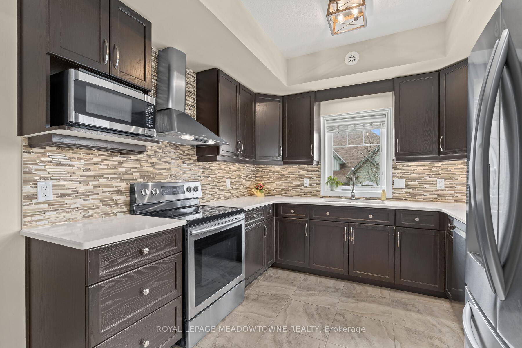 Photo 9 of Unit 20, 39 Kay Crescent, Guelph, Pineridge/Westminster Woods — HOMEH