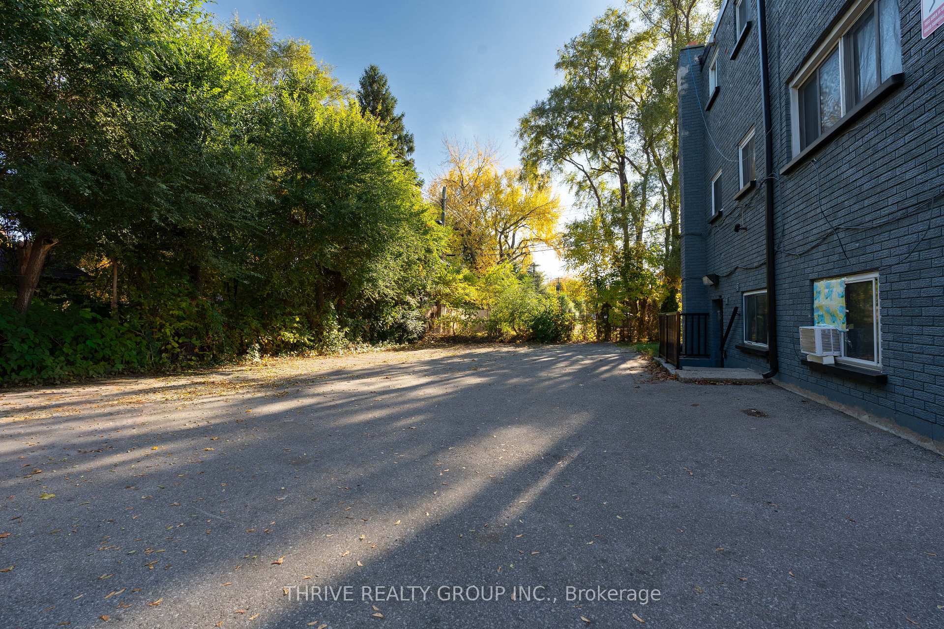 Photo 3 of Unit 8, 153 Godfrey Drive, London, East D — HOMEH