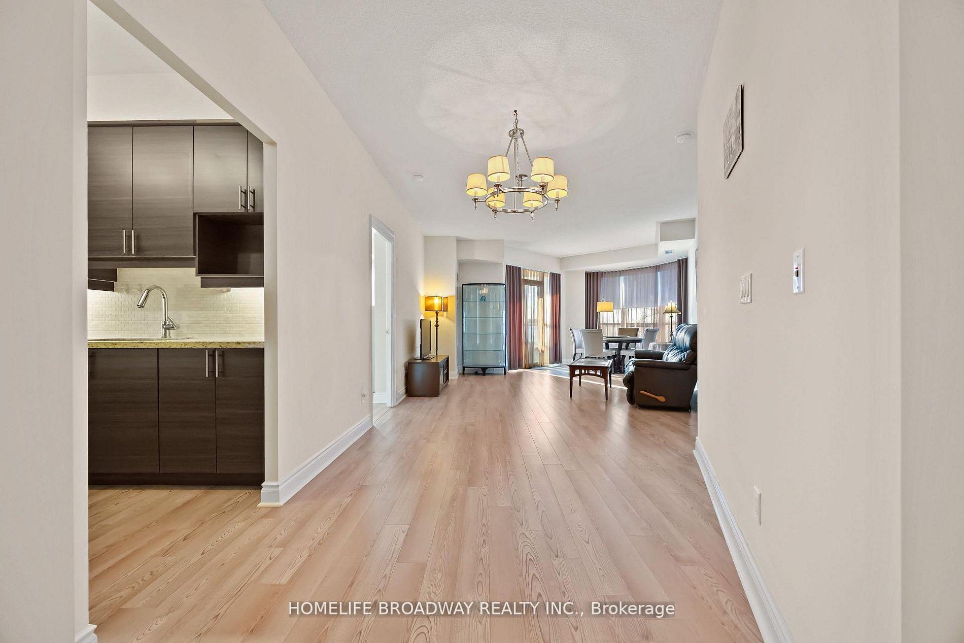 Photo 3 of Unit 263, 23 Cox Boulevard, Markham, Unionville — HOMEH