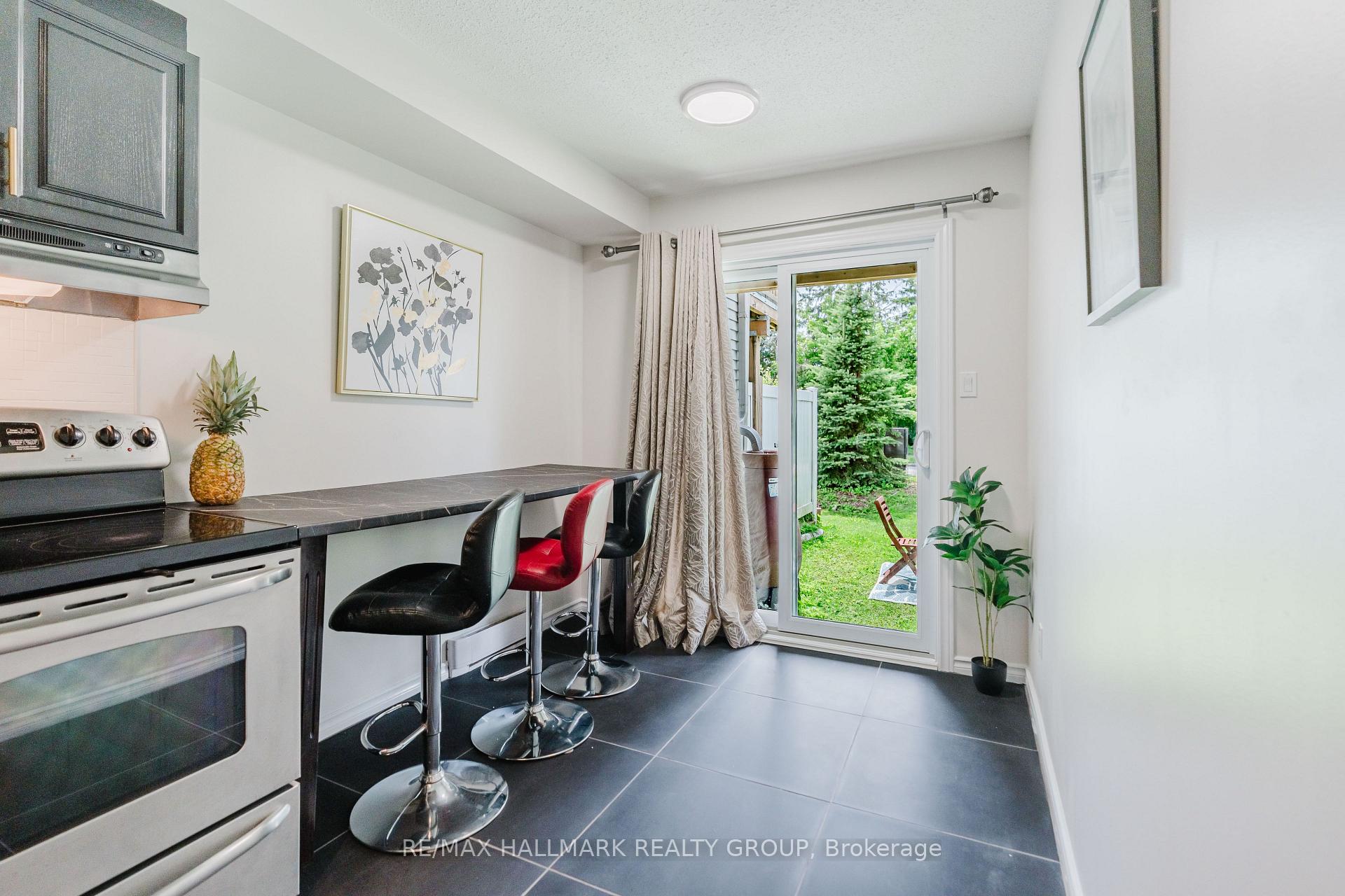 Photo 17 of Unit 6, 228 Harriot Private, Ottawa, Hunt Club Park/Greenboro — HOMEH