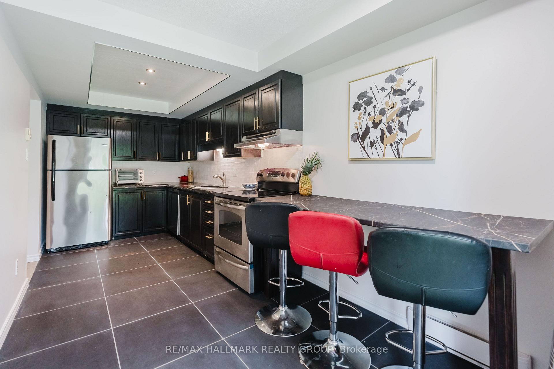 Photo 18 of Unit 6, 228 Harriot Private, Ottawa, Hunt Club Park/Greenboro — HOMEH