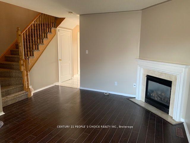 Photo 2 of Unit Upper, 7530 Magistrate Terrace, Mississauga, Meadowvale Village — HOMEH