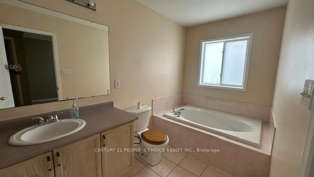 Photo 12 of Unit Upper, 7530 Magistrate Terrace, Mississauga, Meadowvale Village — HOMEH