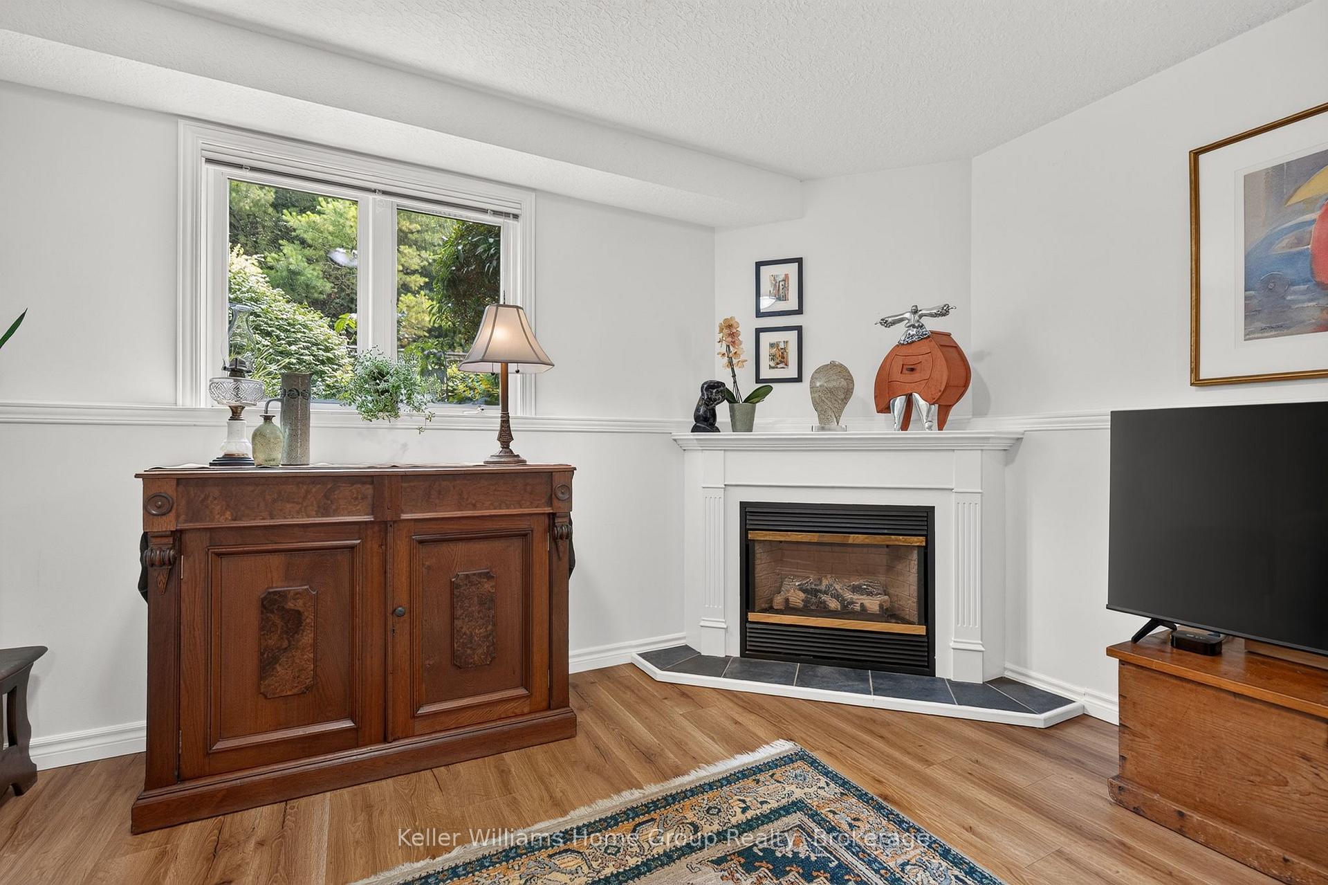 Photo 19 of 380 Prince's Street, Centre Wellington, Fergus — HOMEH