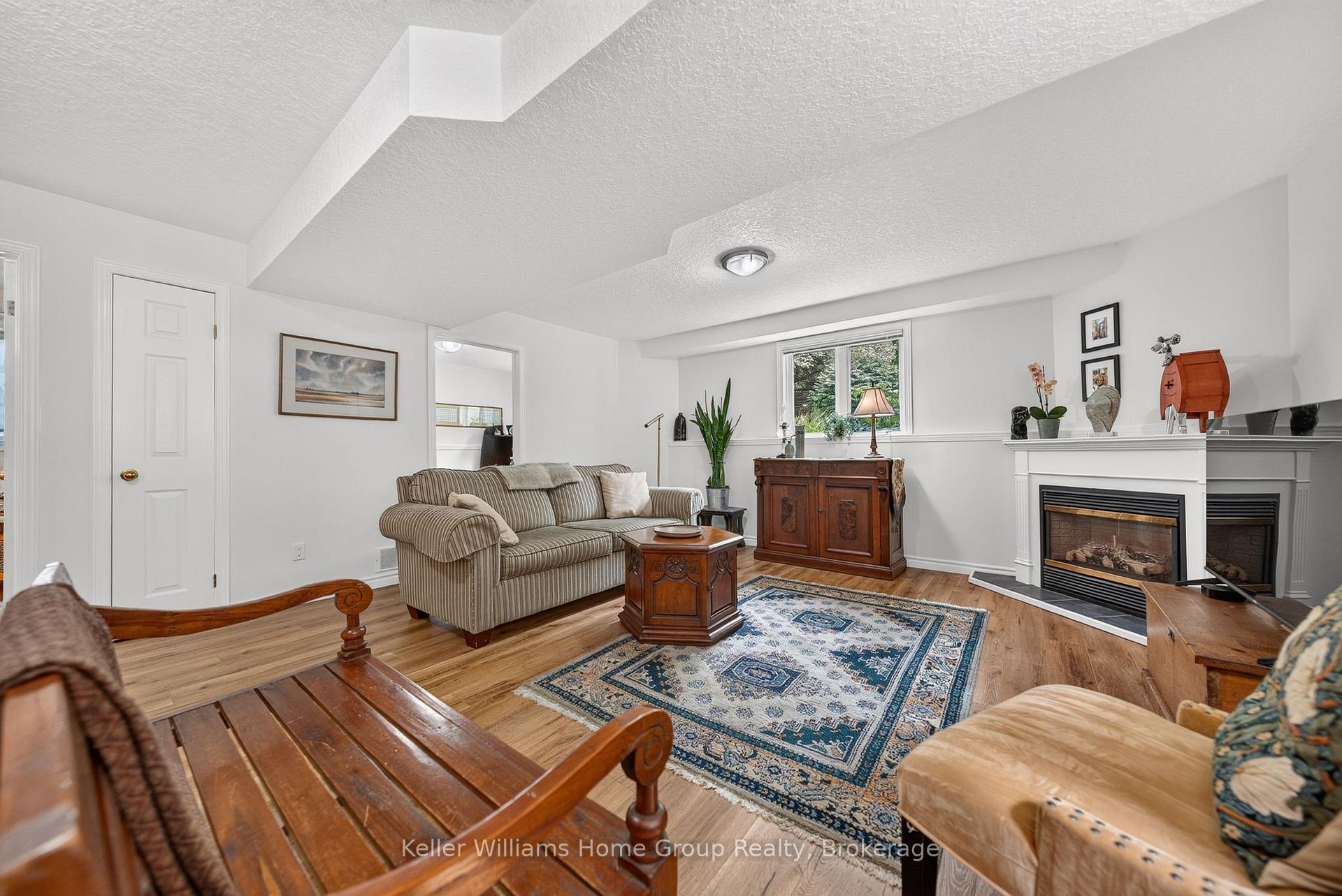 Photo 21 of 380 Prince's Street, Centre Wellington, Fergus — HOMEH
