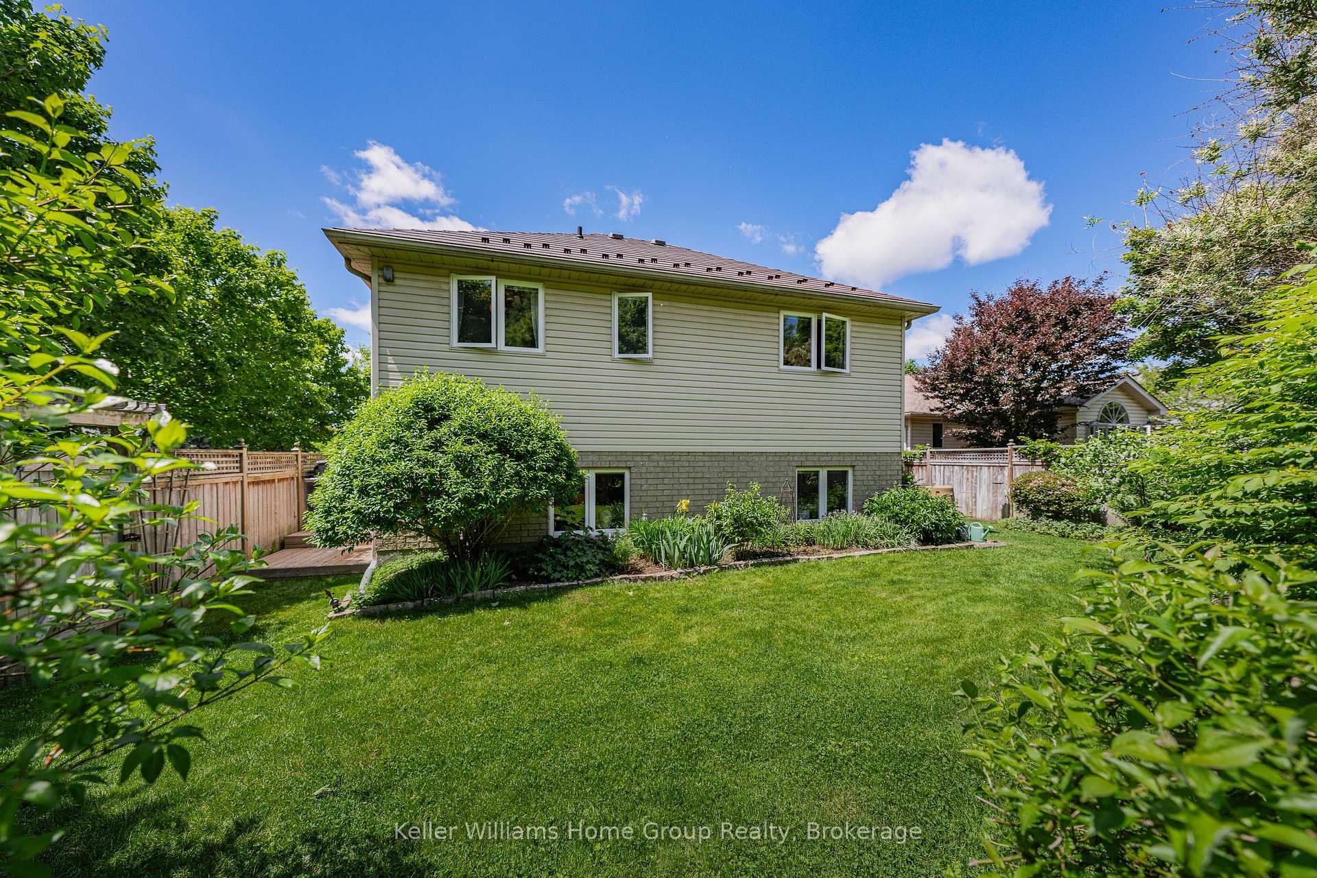 Photo 41 of 380 Prince's Street, Centre Wellington, Fergus — HOMEH
