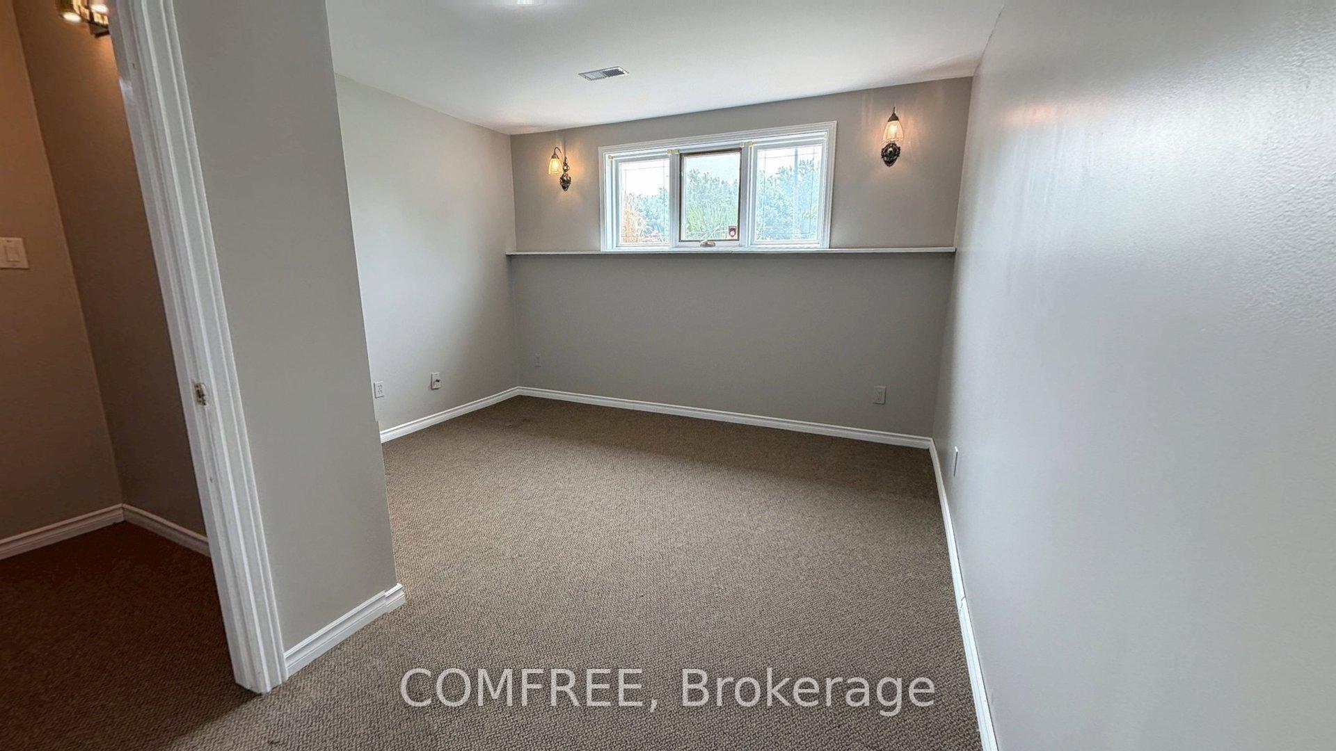 Photo 20 of 188 Windsor Street, Welland, Broadway — HOMEH