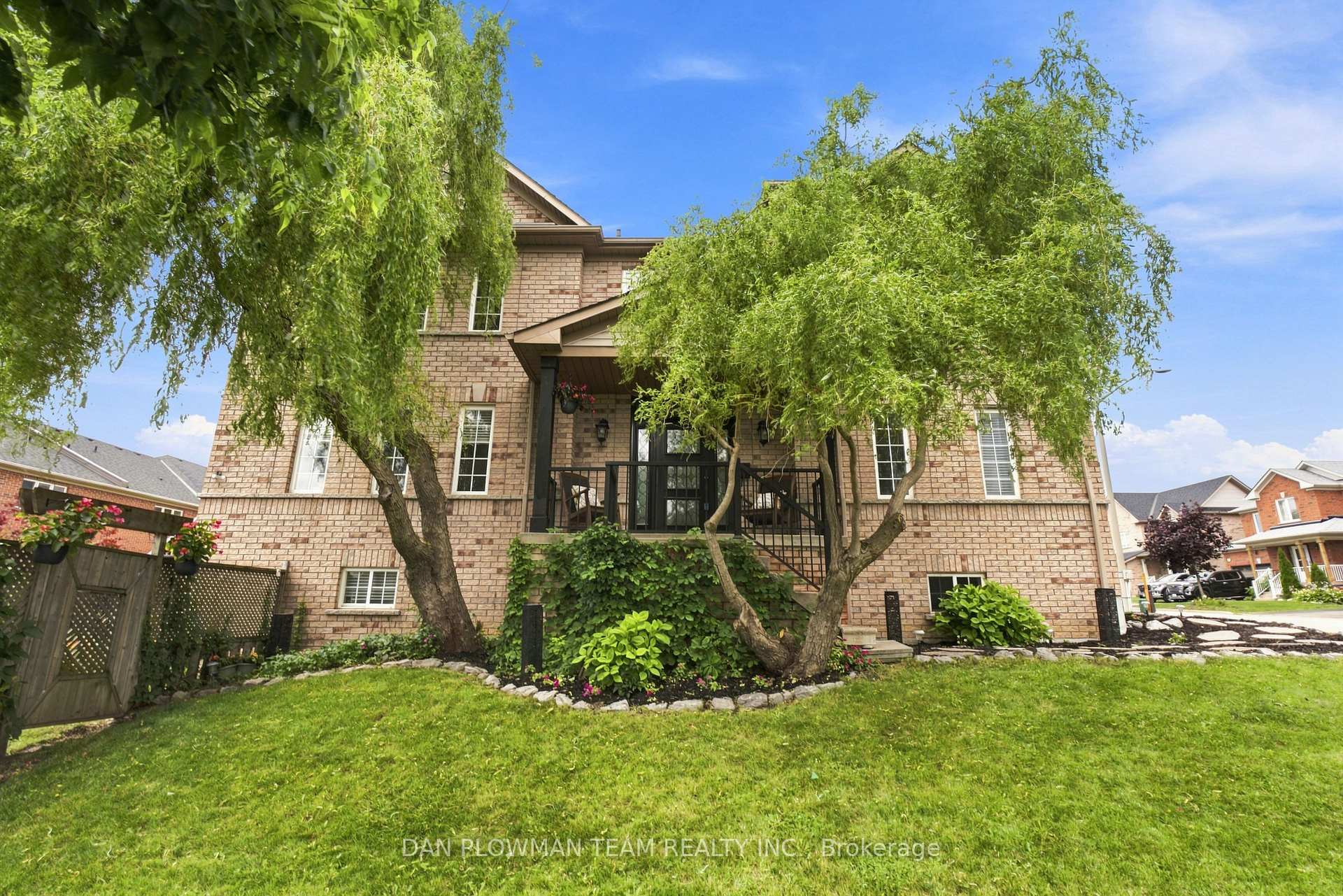 Photo 2 of 72 Beckett Crescent, Clarington, Courtice — HOMEH