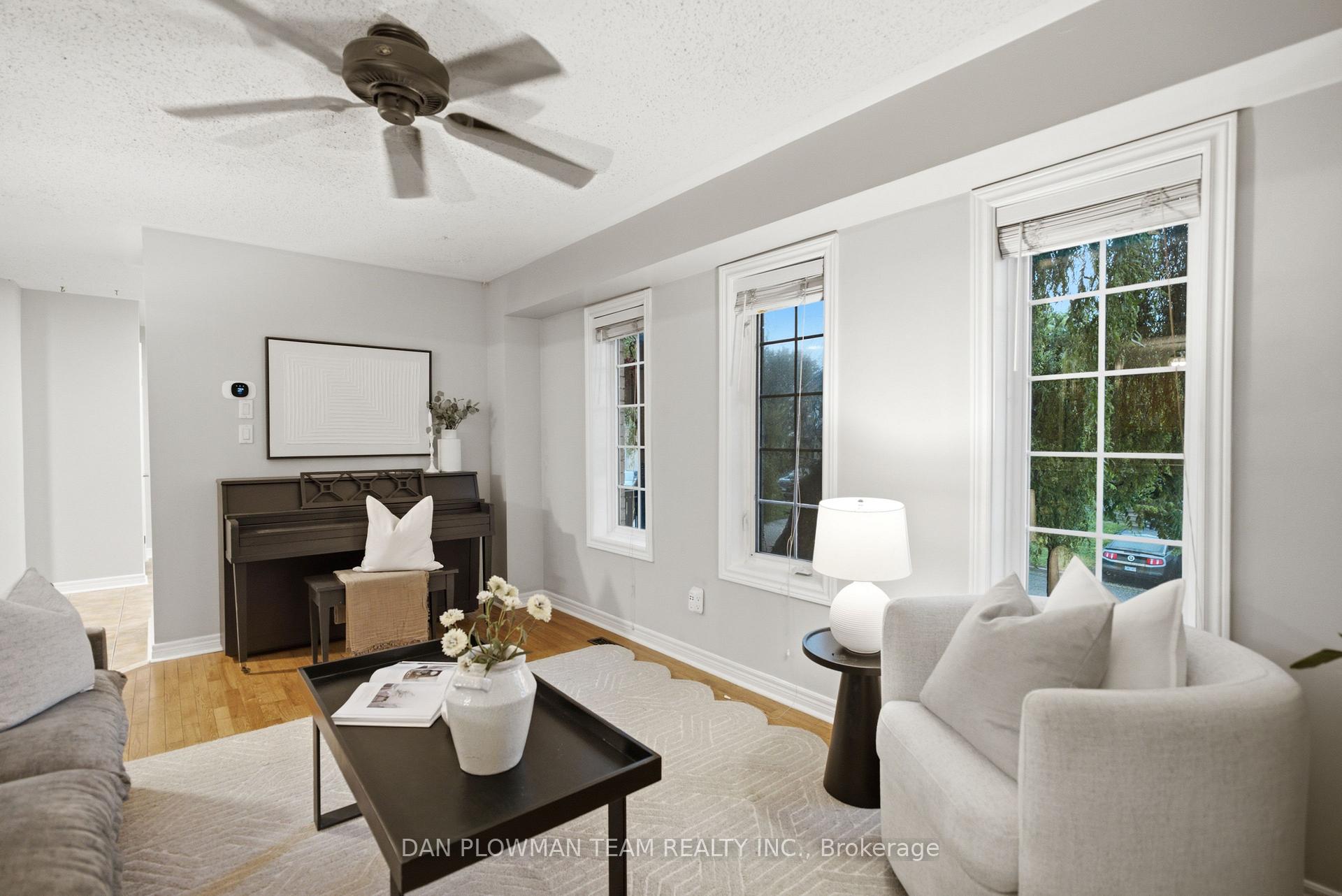 Photo 10 of 72 Beckett Crescent, Clarington, Courtice — HOMEH
