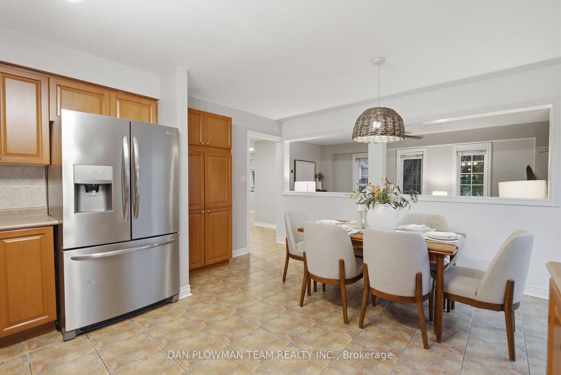 Photo 16 of 72 Beckett Crescent, Clarington, Courtice — HOMEH