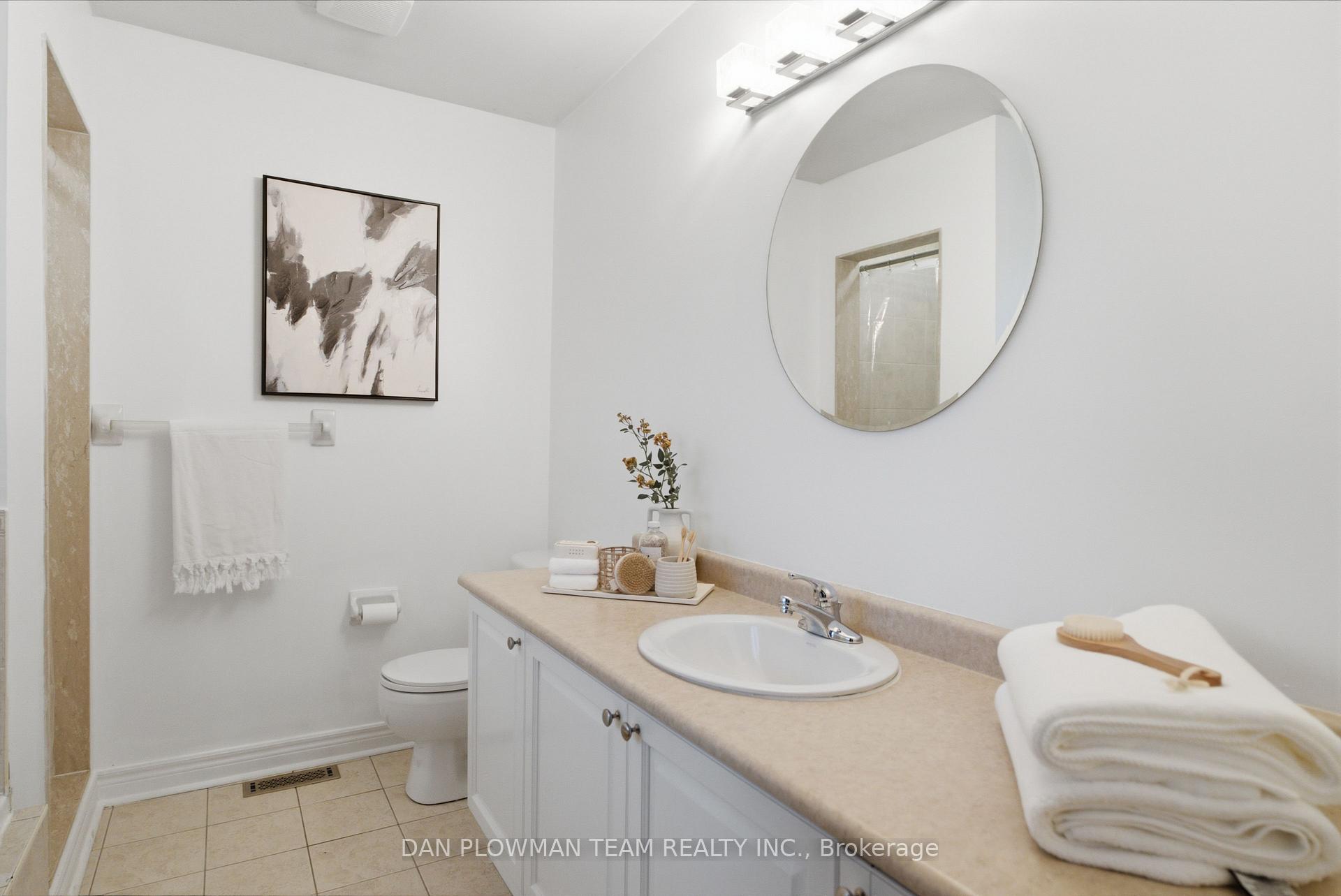 Photo 22 of 72 Beckett Crescent, Clarington, Courtice — HOMEH