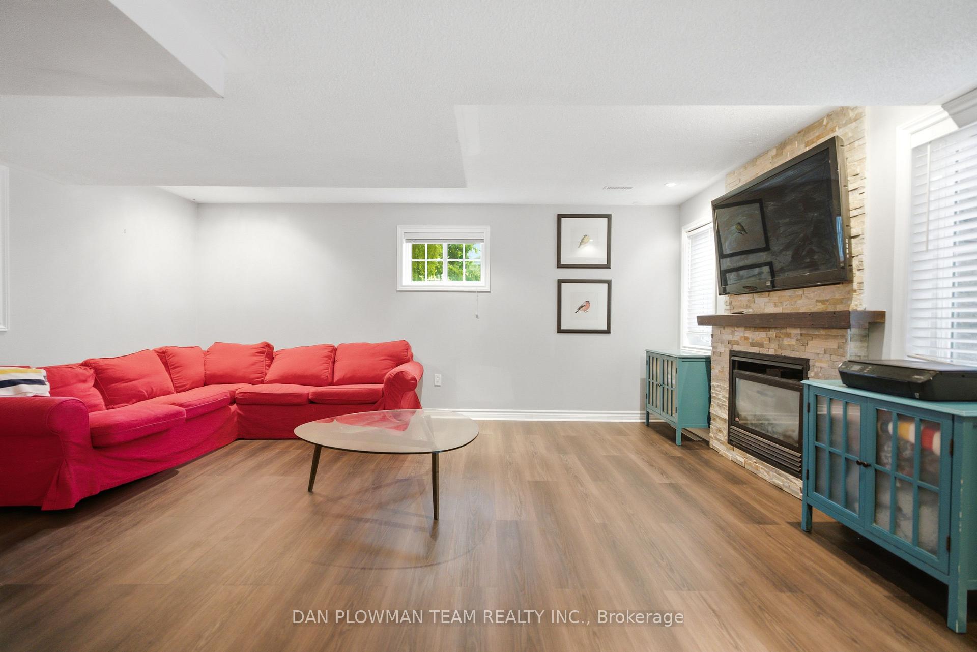 Photo 35 of 72 Beckett Crescent, Clarington, Courtice — HOMEH