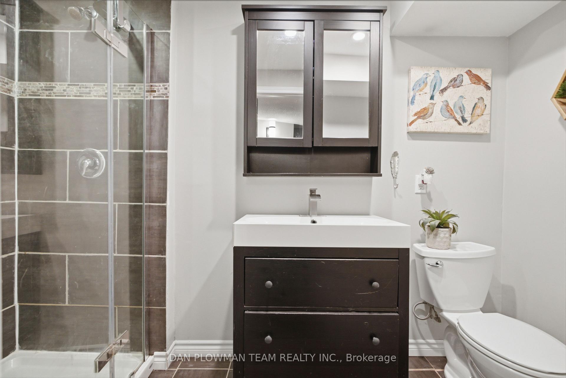 Photo 42 of 72 Beckett Crescent, Clarington, Courtice — HOMEH