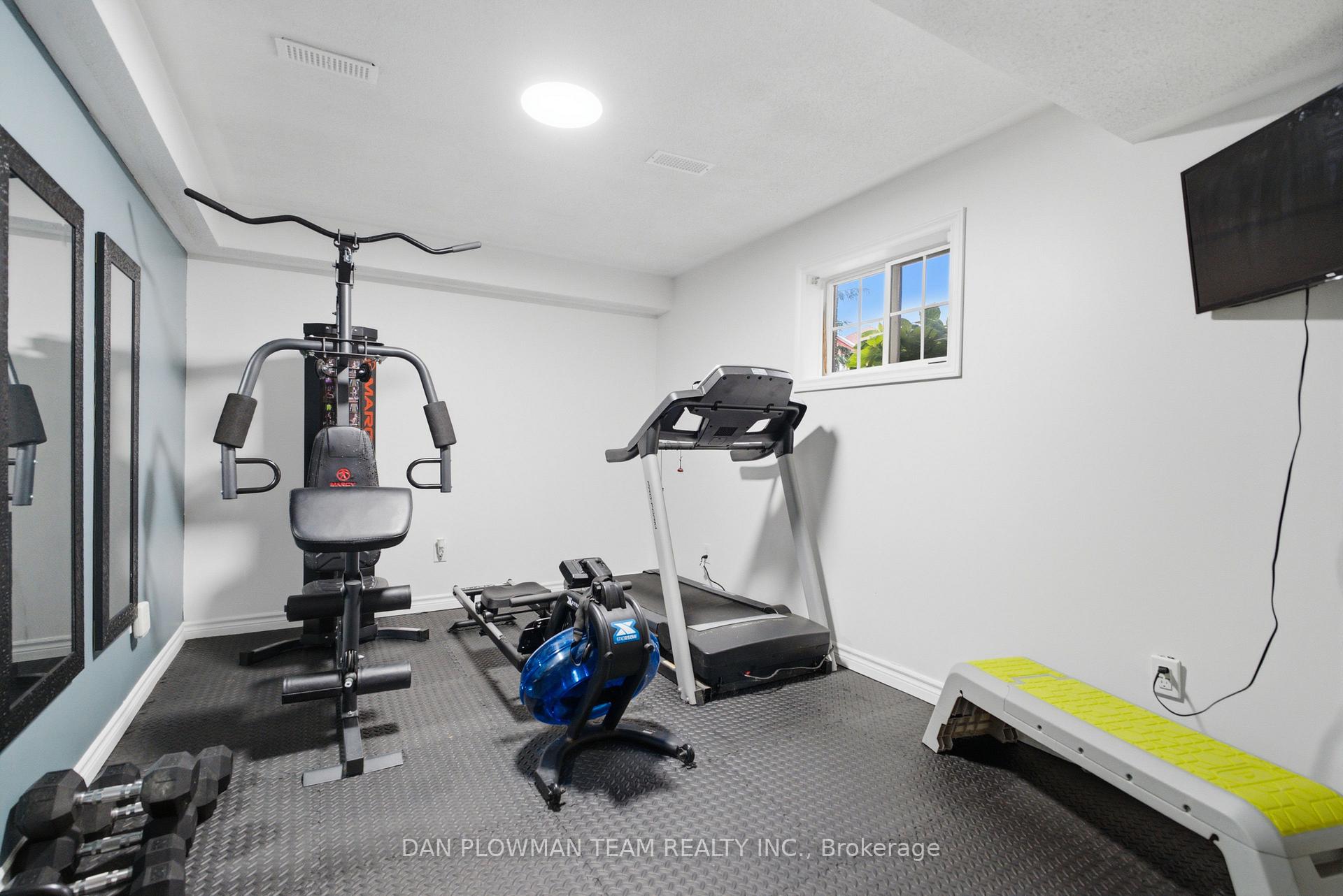 Photo 43 of 72 Beckett Crescent, Clarington, Courtice — HOMEH