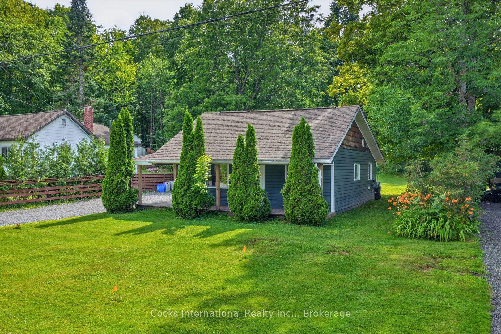 Photo 2 of 185 McPherson Street, Gravenhurst, Muskoka (S) — HOMEH