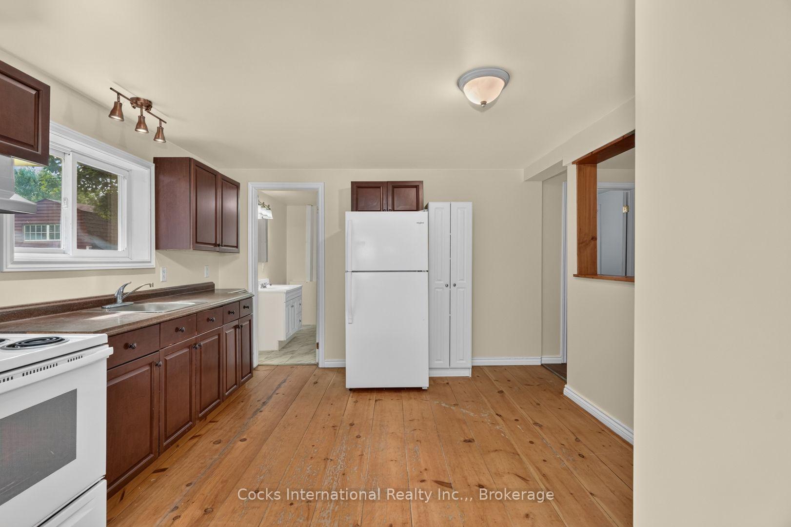 Photo 8 of 185 McPherson Street, Gravenhurst, Muskoka (S) — HOMEH