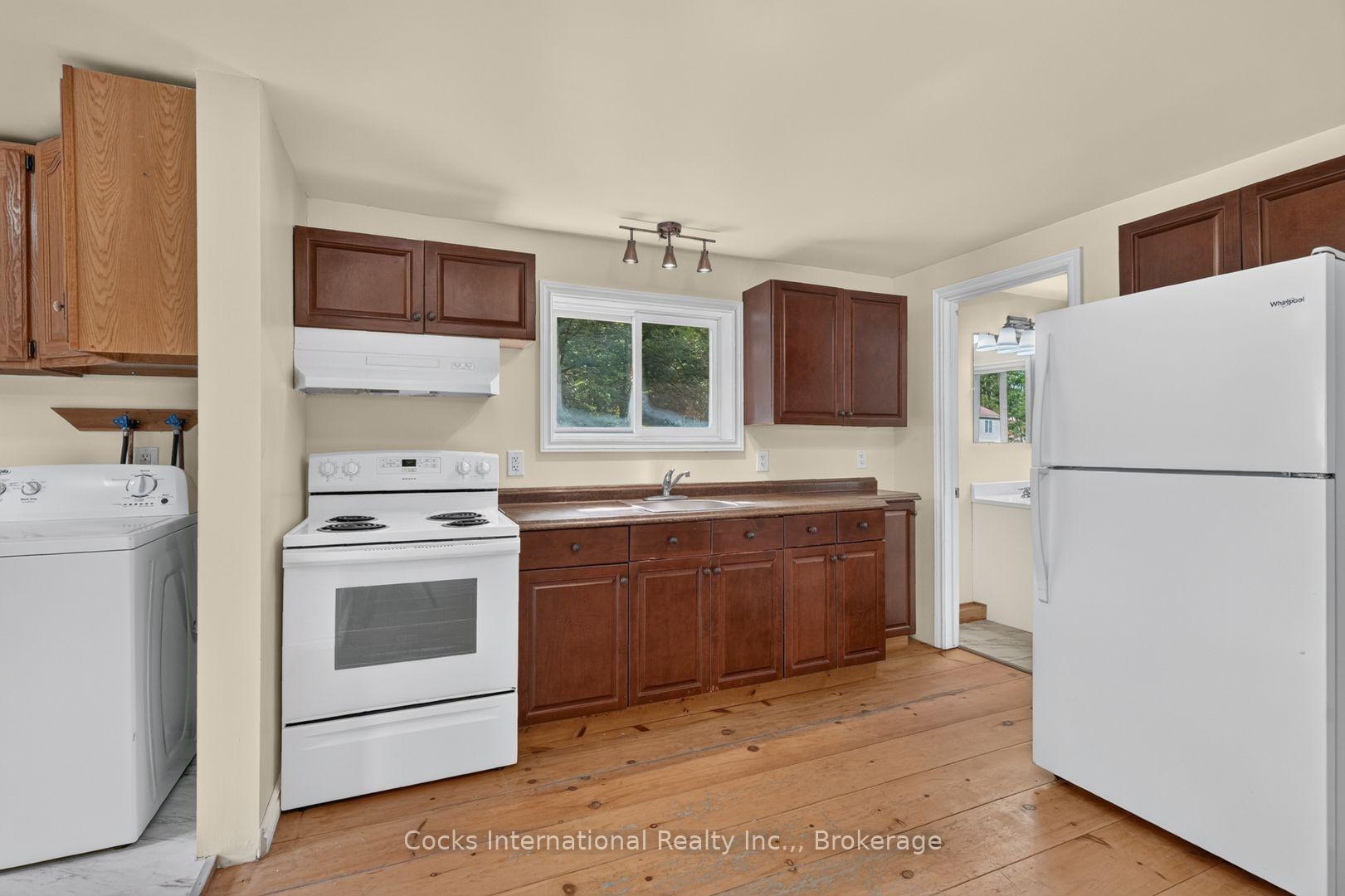 Photo 9 of 185 McPherson Street, Gravenhurst, Muskoka (S) — HOMEH