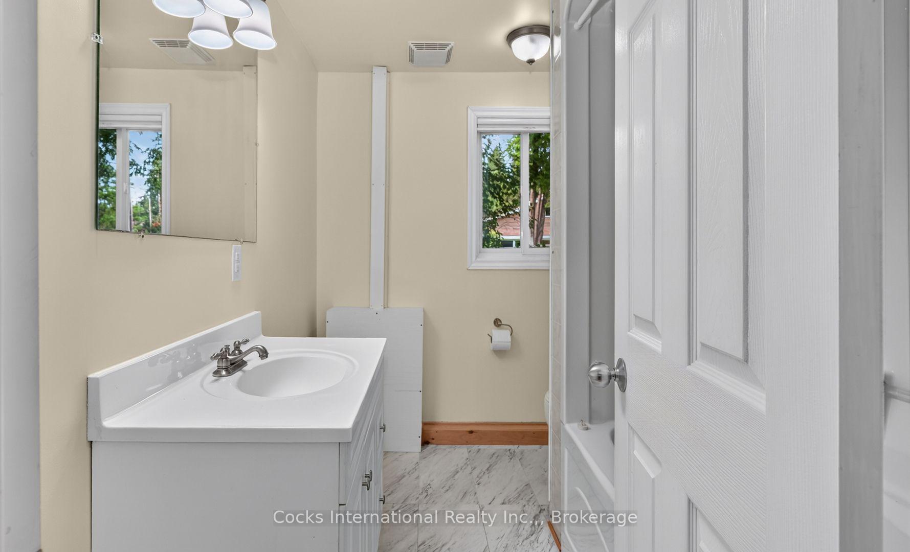 Photo 15 of 185 McPherson Street, Gravenhurst, Muskoka (S) — HOMEH