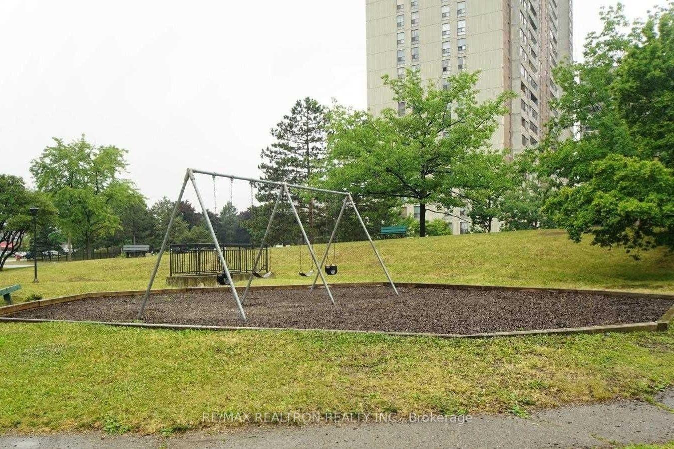 Photo 27 of Unit 1201, 21 Knightsbridge Road, Brampton, Queen Street Corridor — HOMEH
